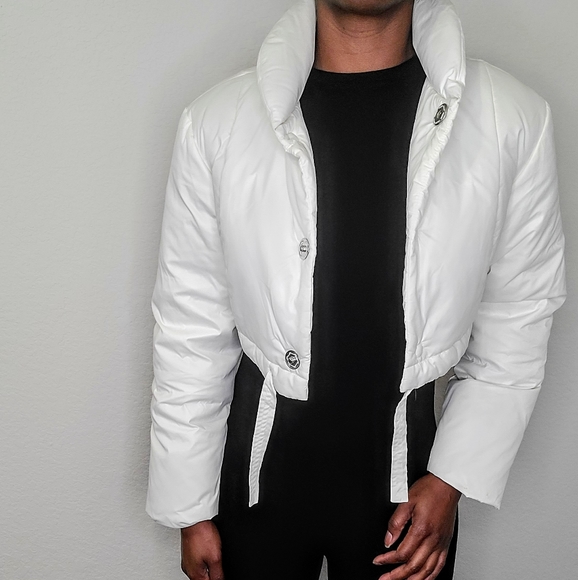 Gap cropped puffer jacket - Picture 2 of 5